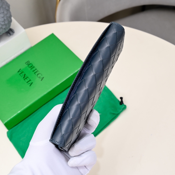 ボッテガヴェネタ財布コピー内部構造